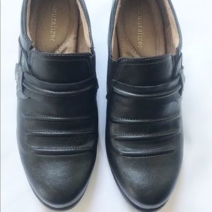 Naturalizer Kaz vegan leather booties